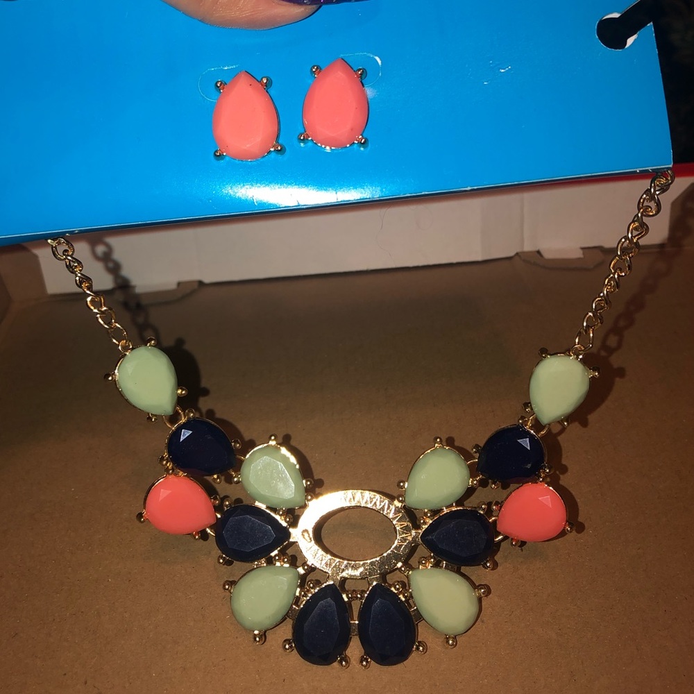 Jeweled Necklace w/ Earrings